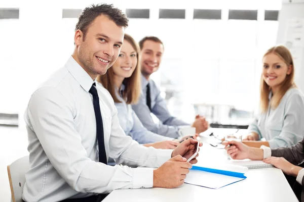 Grupo de empresas em exercício — Fotografia de Stock