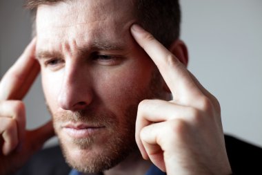 iş adamı, düşünüyor