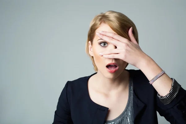 Bang om naar te kijken — Stockfoto