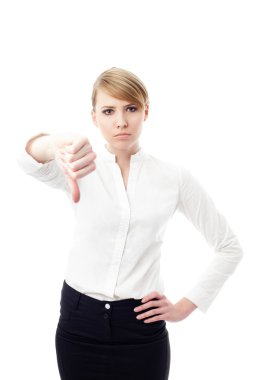 başparmak aşağı ile hüzünlü bir iş kadını