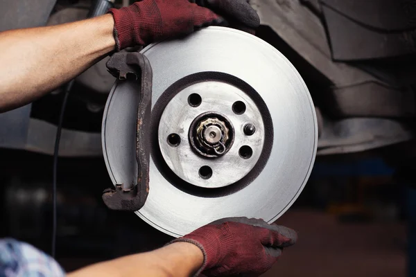 Brake repair — Stock Photo, Image