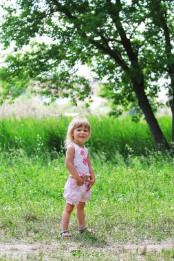 güzel küçük niteliğine