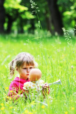 güzel küçük niteliğine