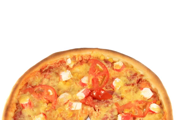 Pepperoni pizza na biały — Zdjęcie stockowe