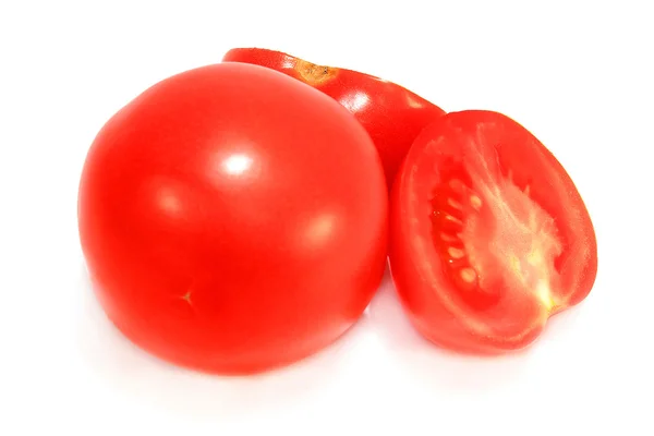 Saftige isolierte Tomate — Stockfoto