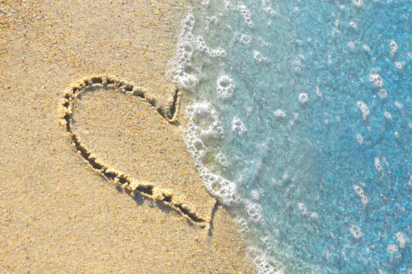 Heart in sand — Stock Photo, Image