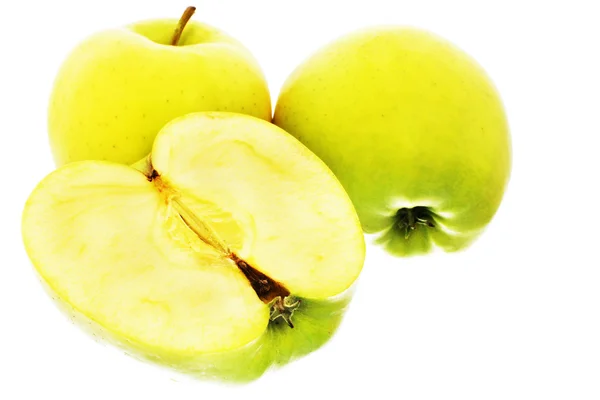Κίτρινο υγρό χρυσό μήλο που απομονώνονται σε λευκό βάθους — Φωτογραφία Αρχείου