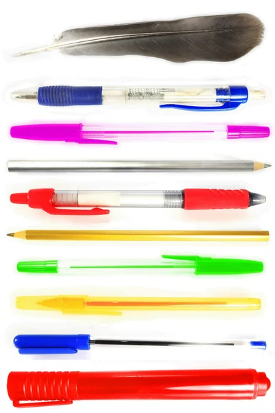 Verschiedene Stifte isoliert — Stockfoto