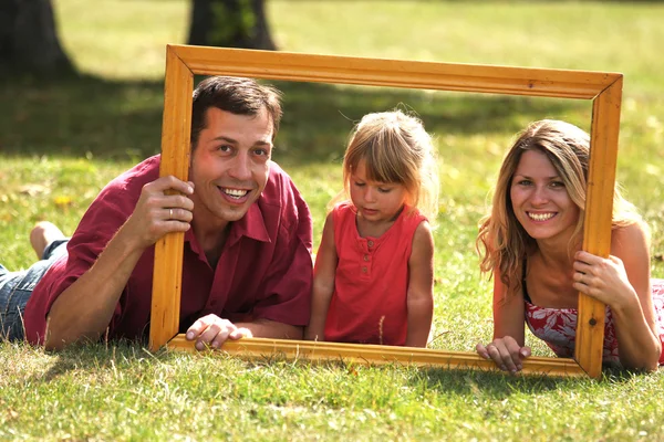 Familie in een frame — Stockfoto