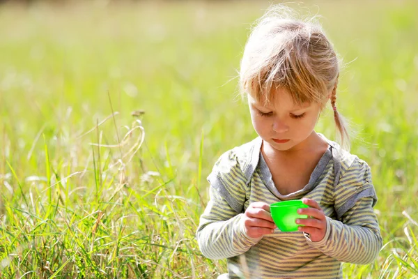 Beautiful little girl on nature — Stock Photo, Image