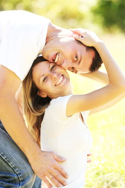 Couple in love outdoors — Stock Photo, Image