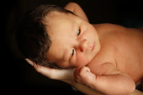 1 つ新生児かわいい赤ちゃん — ストック写真