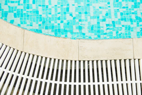 Piscina de água azul — Fotografia de Stock