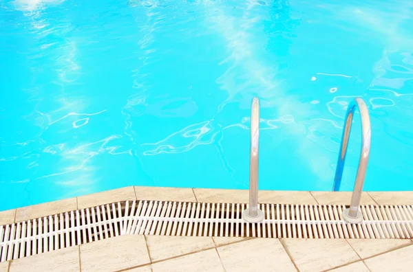 Piscina de água — Fotografia de Stock