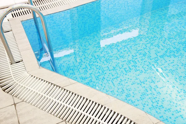 Piscina de agua — Foto de Stock