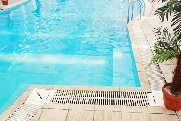 Water pool — Stock Photo, Image