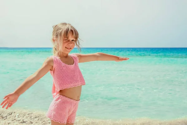 Šťastné Dítě Pláži Přírodě Kypru — Stock fotografie