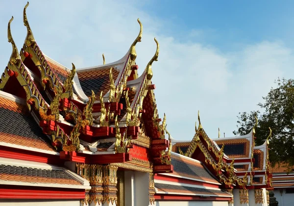 Telhado do templo Wat Pho — Fotografia de Stock