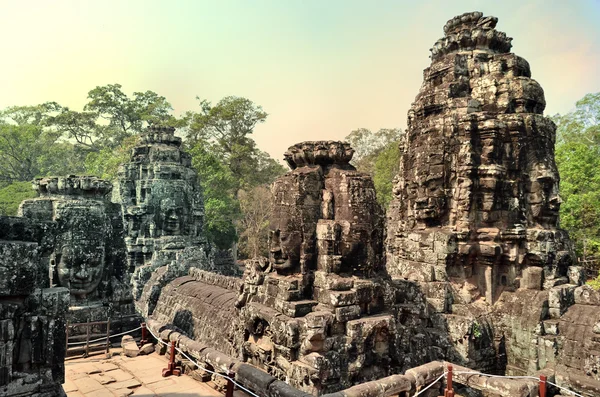 Ősi templom Bajon Angkor Wat a — Stock Fotó