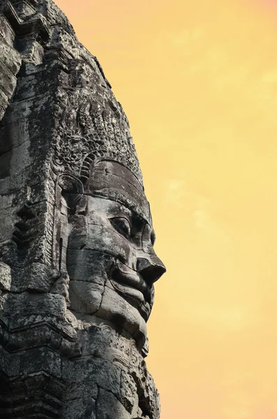 Visage dans le temple bayon cambodia — Photo