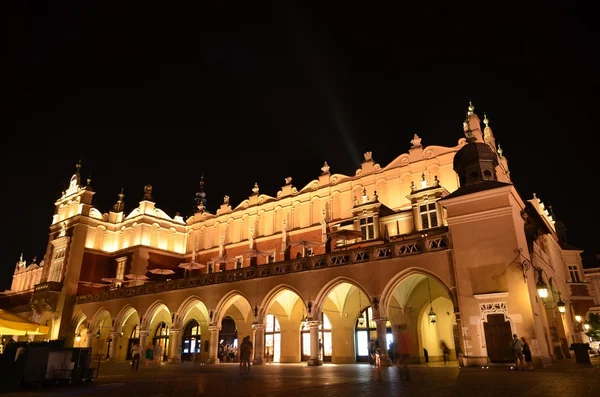 Sukiennice Krakow at night — Stock Photo, Image