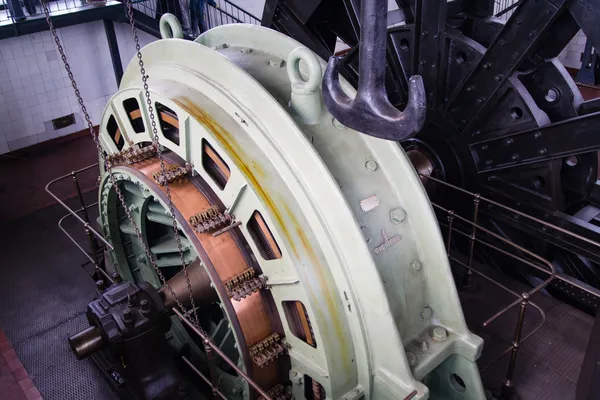 eski elektrik motoru maden şaftı Asansör