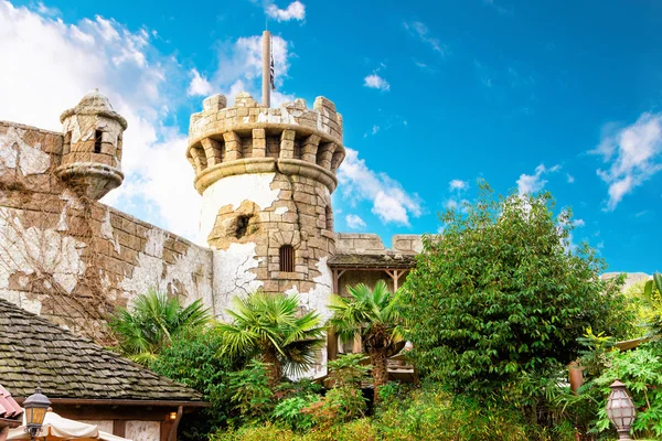 Torre de parede do castelo — Fotografia de Stock