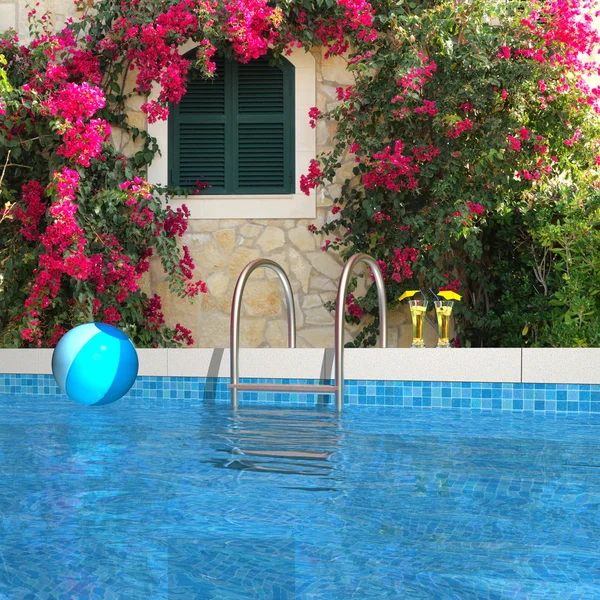 Piscina en el jardín —  Fotos de Stock