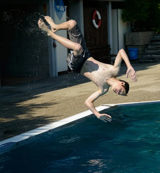 Headfirst dive — Stock Photo, Image