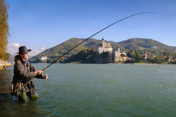 Fisherman in the Danube — Stock Photo, Image