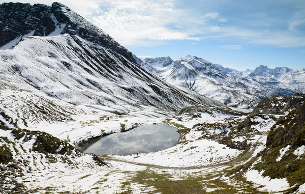 Paseo de invierno en Austria Imagen de archivo