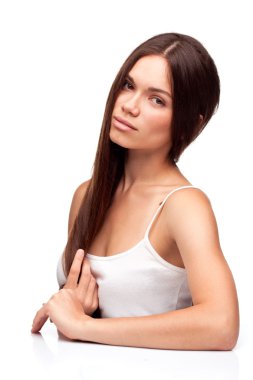 Uzun saçlı güzel kız.