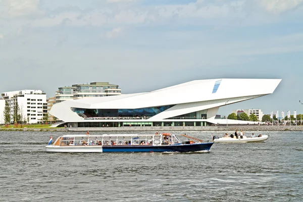 Nowo wybudowany filmuseum Eye w Amsterdamie w Holandii — Zdjęcie stockowe