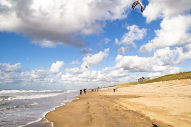 zandvoort aan zee Hollanda, uçurtma sörfü