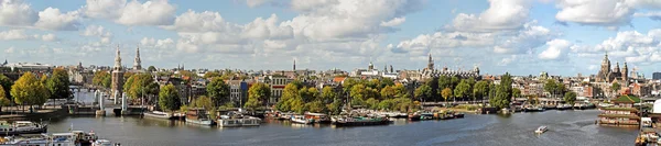 Panorama z města Amsterdam v Nizozemsku — Stock fotografie