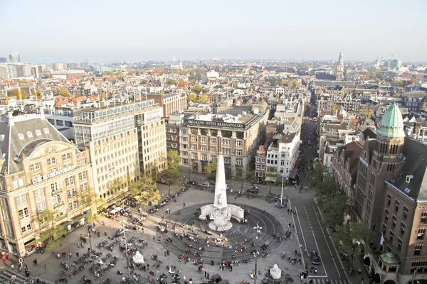 Stadtbild von Amsterdam mit dem Damm in den Niederlanden — Stockfoto