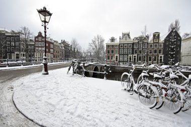 Hollanda 'da Karlı Amsterdam
