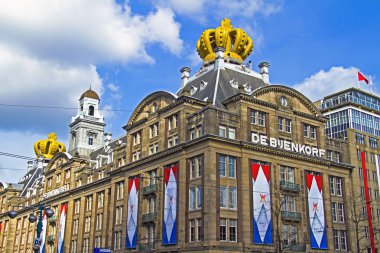 Amsterdam, Hollanda - 30 Nisan: occasi yapılar dekore edilmiş