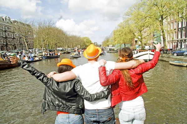 Amsterdam, Hollanda - 30 Nisan: mutlu kutluyoruz — Stok fotoğraf