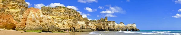 Panorama från praia tres irmaos i alvor i algarve portugal — Stockfoto