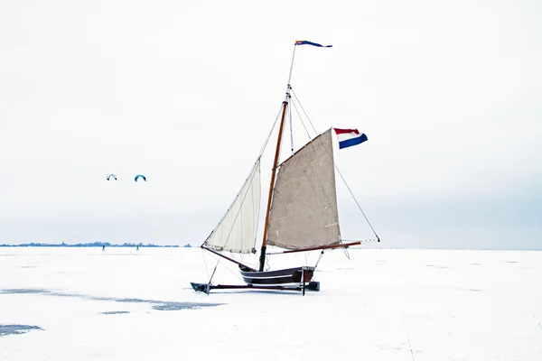 Ice sailing on the Gouwzee in the Netherlands — Stock Photo, Image