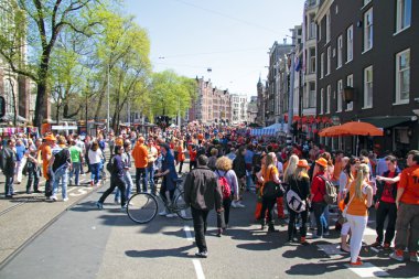 Amsterdam - 30 Nisan: Orange parti insanların büyük kalabalıklar