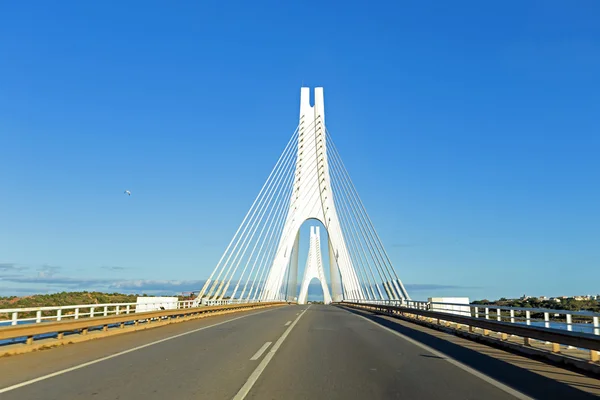 Puente cerca de Portimao en Portugal — Foto de Stock