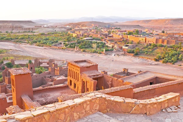 De versterkte stad van ait ben haddou in de buurt van ouarzazate Marokko op — Stockfoto