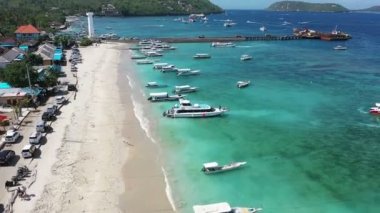 Toya Pakeh Limanı 'ndan hava aracı Nusa Penida Bali Endonezya