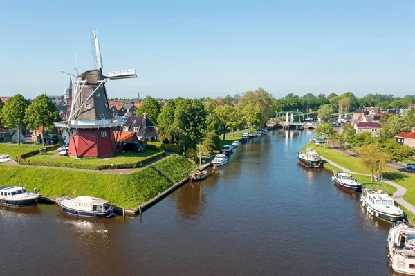 荷兰德霍普风车对Dokkum的空中观察 — 图库照片