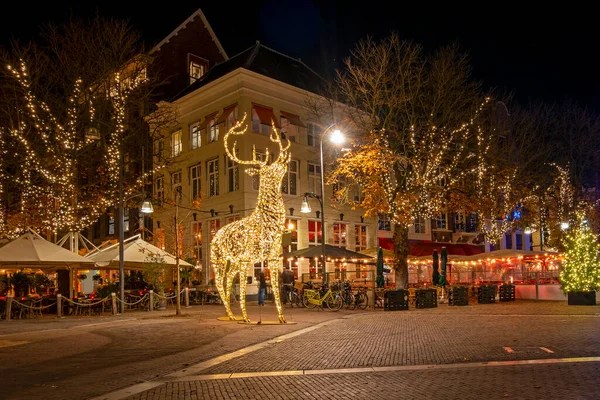 Stadtpanorama Von Deventer Bei Nacht Der Weihnachtszeit Den Niederlanden — Stockfoto