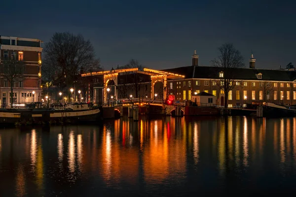 Ciudad Escénica Amsterdam Amstel Los Países Bajos Por Noche — Foto de Stock