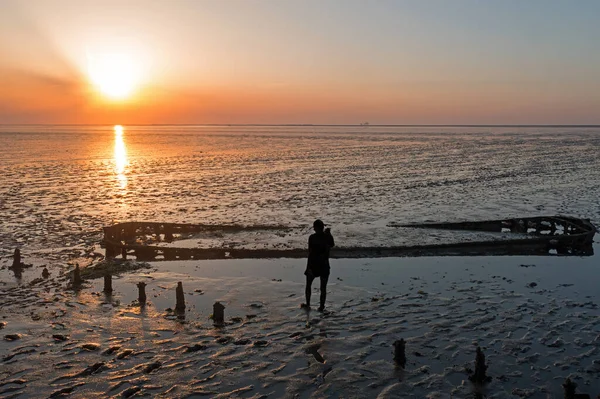 Aerial Old Ship Wreck Wadden Sea Netherlands Sunset Tourist Making — Foto de Stock