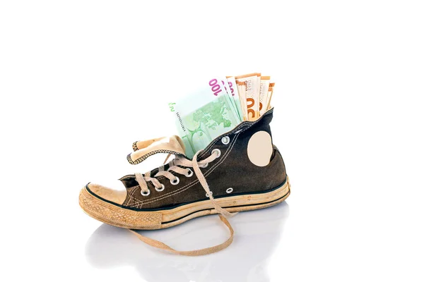 Euro Biljets Old Sneaker White Background — Stockfoto